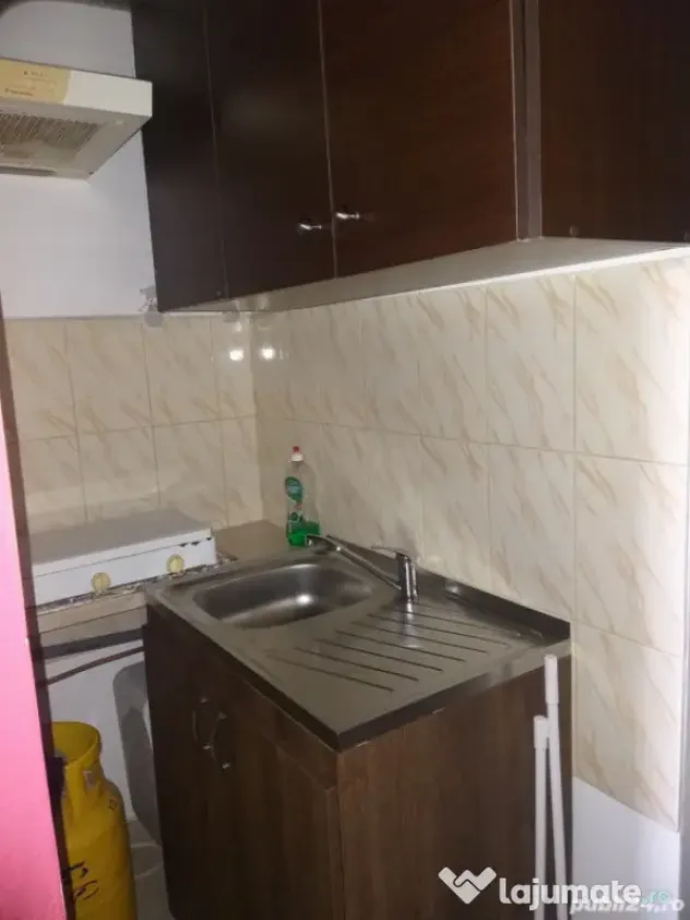 Garsoniera complexul studențesc
