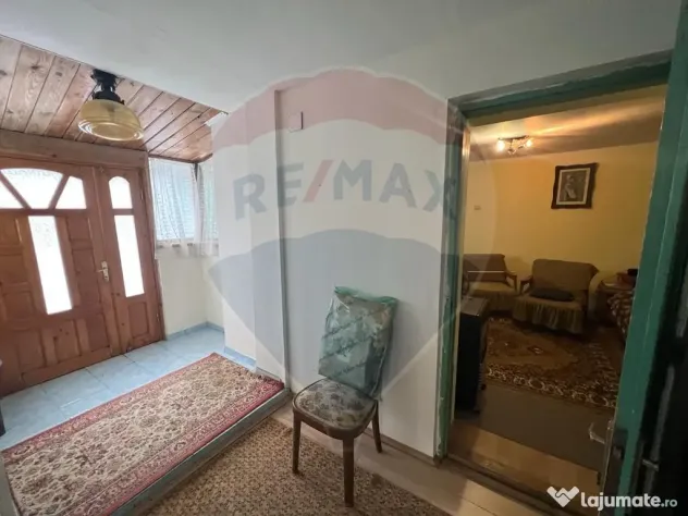 Casă /3 camere Calimanesti