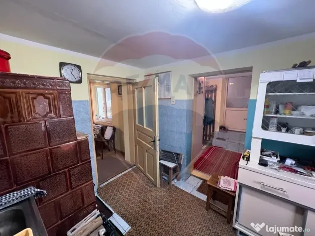 Casă /3 camere Calimanesti