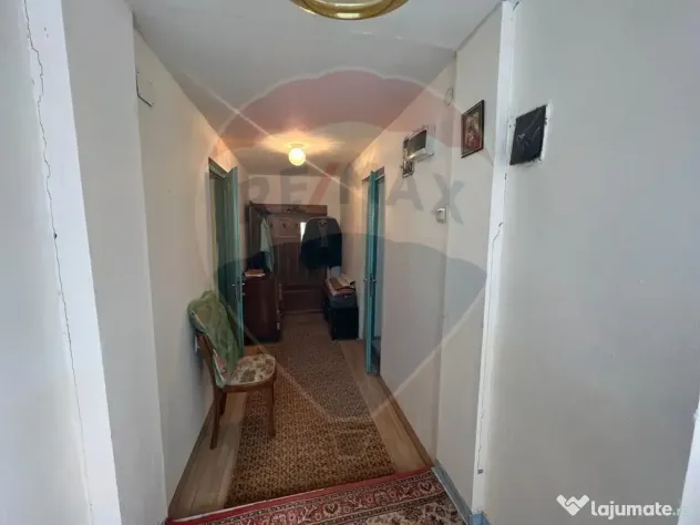 Casă /3 camere Calimanesti