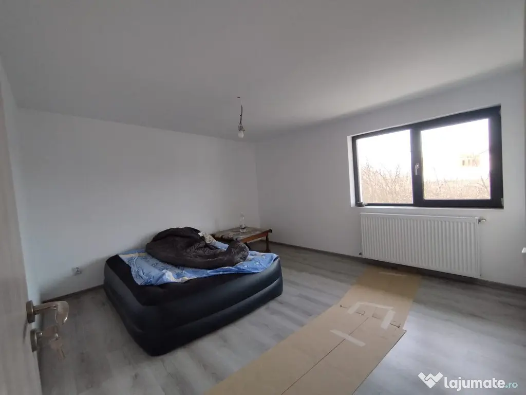 Casa singulara, 5 camere, 350 mp teren, granita Bragadiru-Cornetu