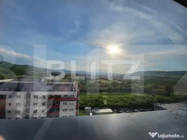Apartament 3 camere, etaj intermediar, zona BMW
