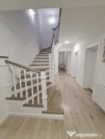 Casa deosebita, garaj, incalzire in pardoseala, acces restri
