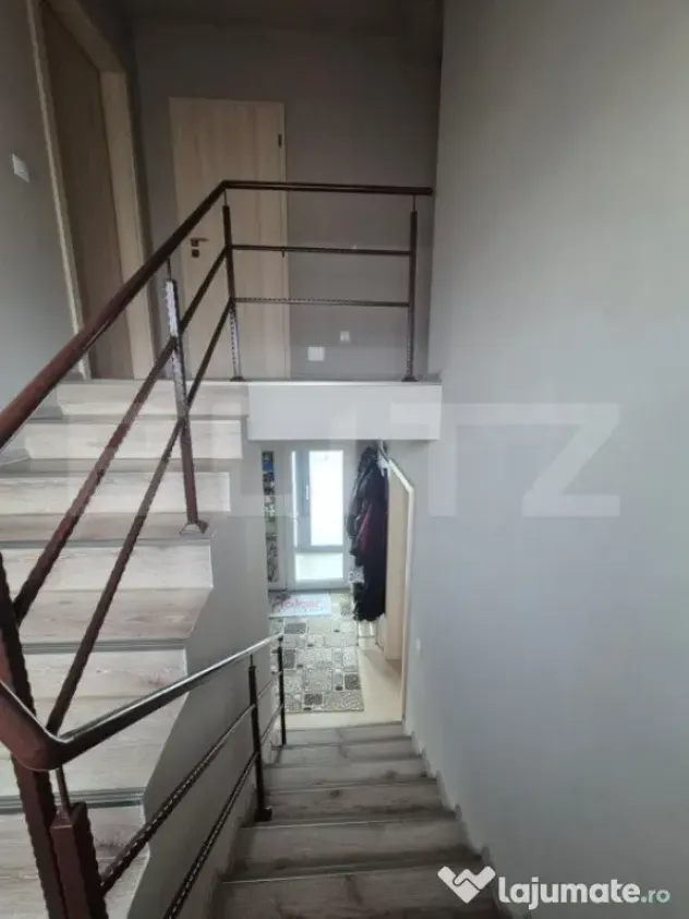 Duplex cu 4 camere, mobilat si utilat, 210 mp de teren, zona