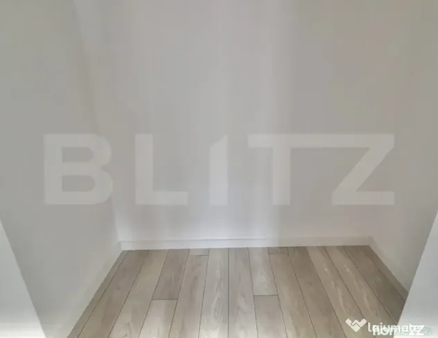 Apartament decomandat cu 2 camere + balcon,1 loc de parcare, - Giroc (Timis)