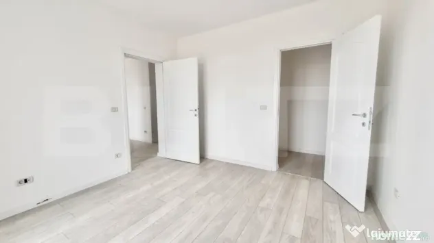 Apartament decomandat cu 2 camere + balcon,1 loc de parcare, - Giroc (Timis)