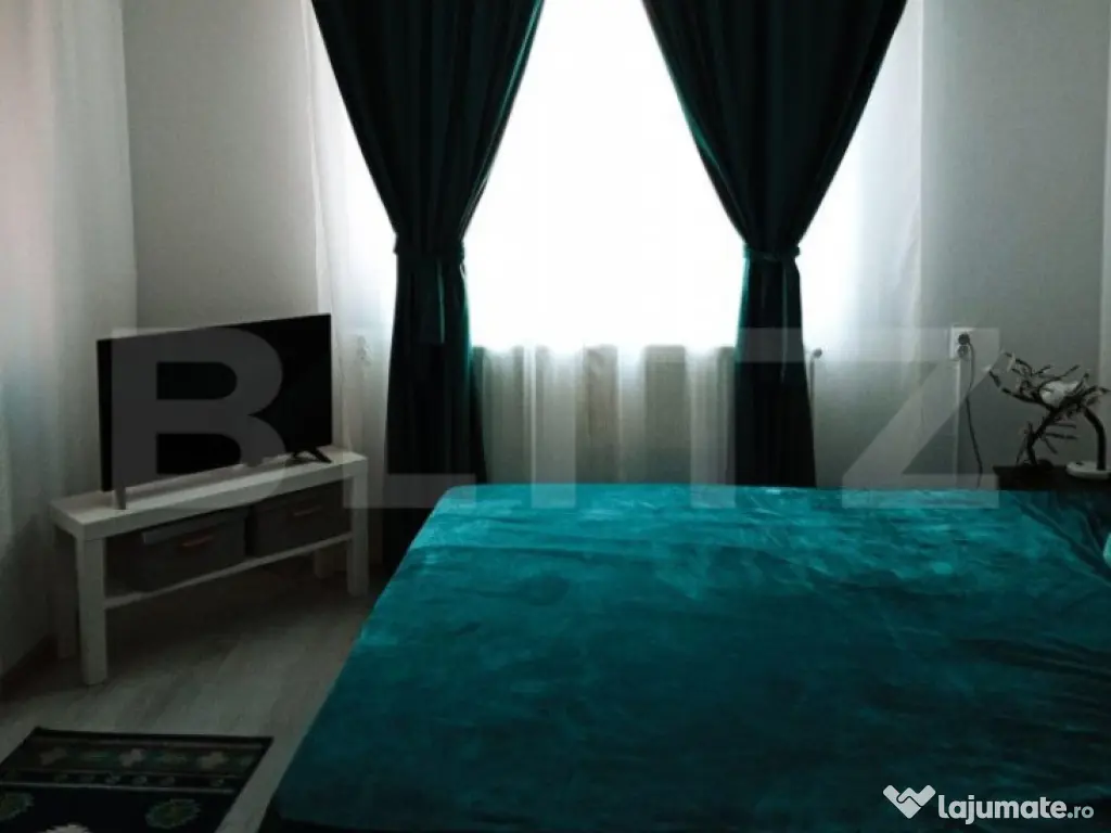 Apartament 3 camere decomandat, in vila, cu terten si intrar