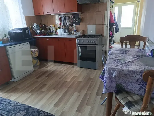 Apartament in casa zona Grivitei , 80 mp sauna garaj - Brasov (Brasov)