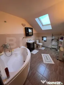Casa de vanzare Podul Olt, zona centrala deosebita