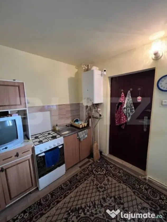 Pachet Imobiliar cu 2 Garsoniere și un Apartament în Asoci