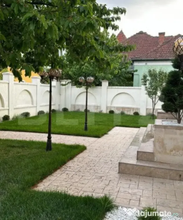 Vilă, 6 camere, 520 mp, zona Titulescu