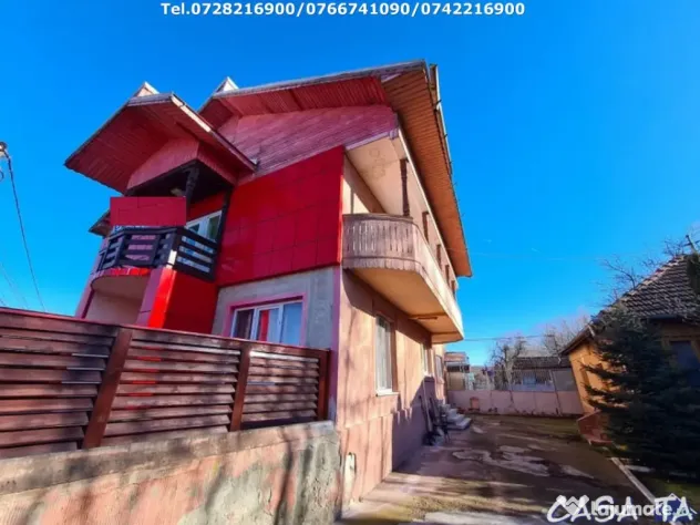 Casa D+P+1, situata în Curtisoara