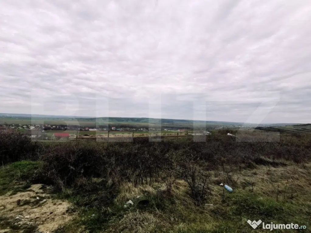 Teren 1000 mp intravilan, Priveliște superba! zona Simnicu