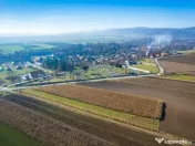 De vânzare teren intravilan la intrarea în Arcus 