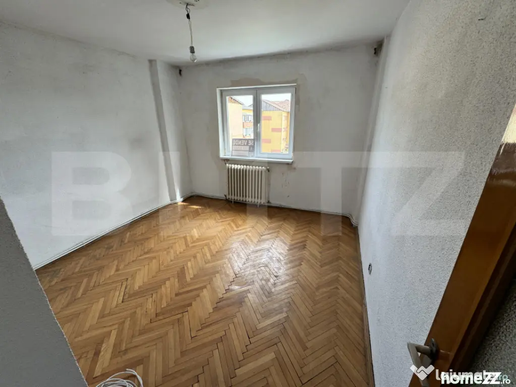 Apartament 3 camere , 67mp , zona Mercur Cetate - Alba Iulia (Alba)