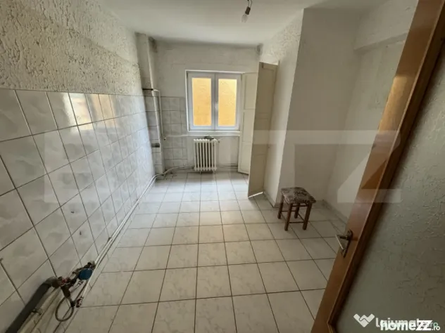 Apartament 3 camere , 67mp , zona Mercur Cetate - Alba Iulia (Alba)