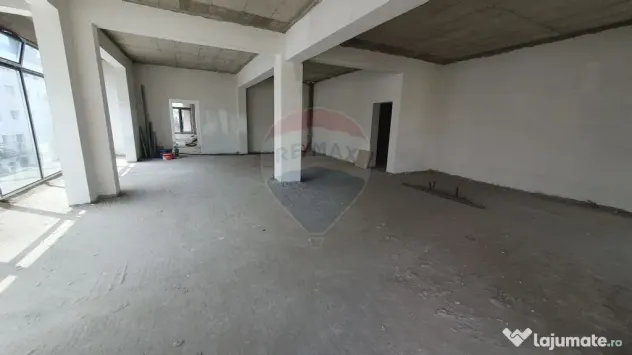 Spațiu comercial sau apartament ?