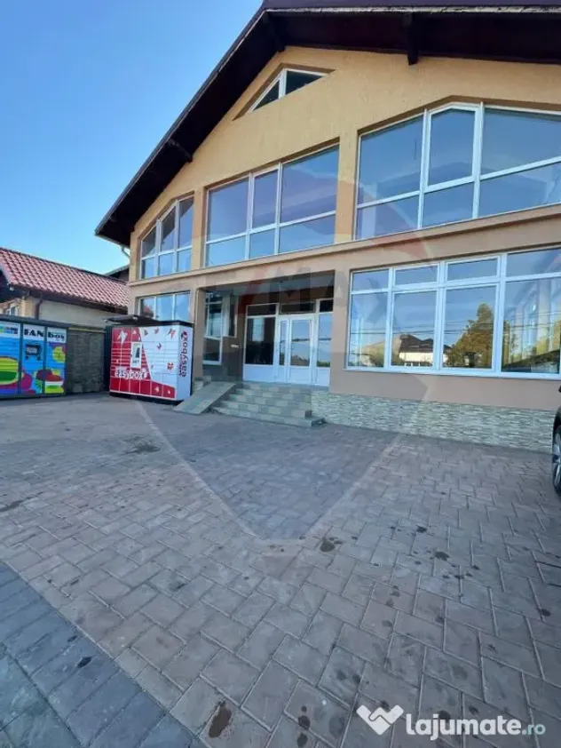 Spațiu comercial de 378mp de închiriat în zona Burdujeni