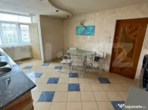Apartament 5 camere zona Imparatul Traian