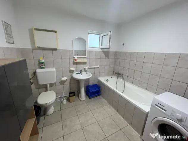 Apartament cu 3 camere zona Mehala
