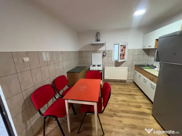 Apartament cu 3 camere zona Mehala