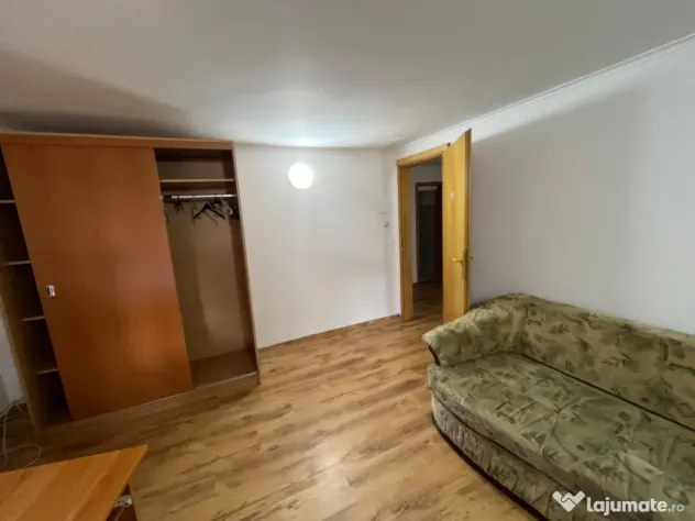 Apartament cu 3 camere zona Mehala