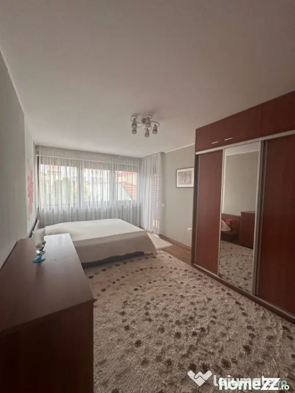 Casă P+1+M de Vânzare în Zona Stadion Constanța | Teren - Constanta (Constanta)