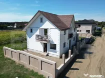 Casa cu 5 camere + garaj , situata in Valea Ursului