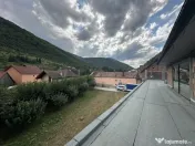 Casa de lux, cu vedere panoramica asupra muntilor, 2600mp te 
