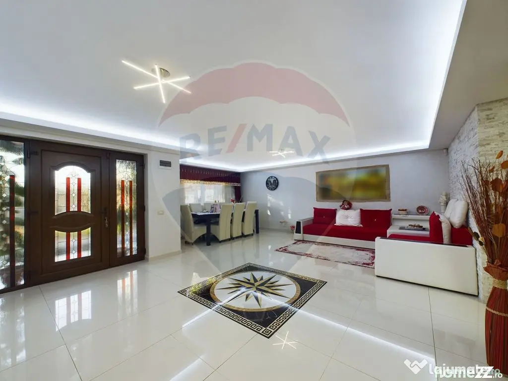 Casă / Vilă 5 camere + Mansarda Foarte Spatioasa