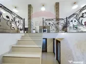 Casă / Vilă 5 camere + Mansarda Foarte Spatioasa 