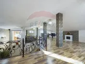Casă / Vilă 5 camere + Mansarda Foarte Spatioasa 