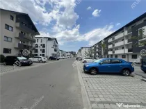 Apartament de 2 camere decomandate etaj 2 zona Doamna Stanca
