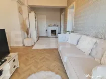 Apartament cu 3 camere, mobilat si utilat, lift, parcare, ac