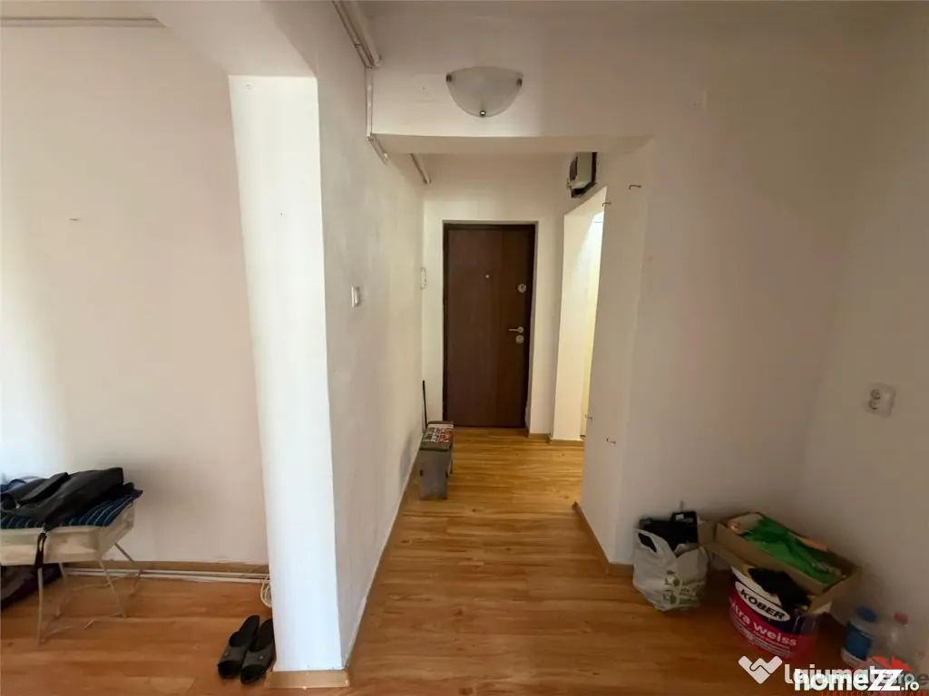 Apartament 4 camere, etaj 4, ultracentral, 1 loc de parcare