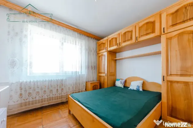 Apartament cu 3 camere, zona Fortuna, Arad