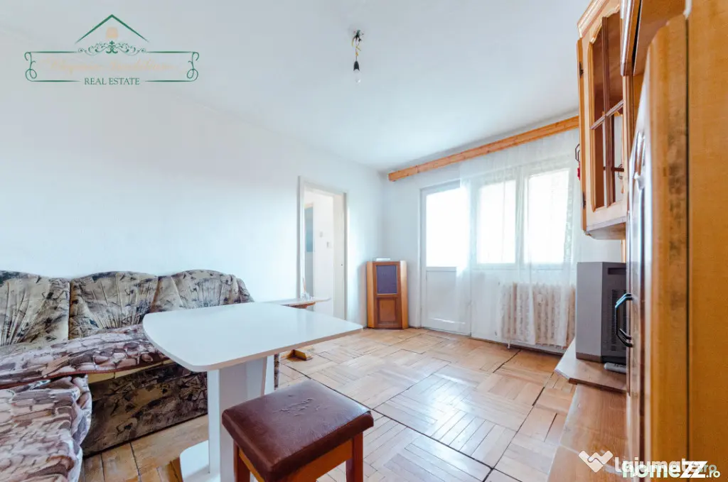 Apartament cu 3 camere, zona Fortuna, Arad