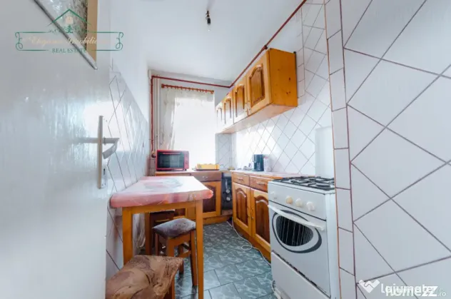 Apartament cu 3 camere, zona Fortuna, Arad