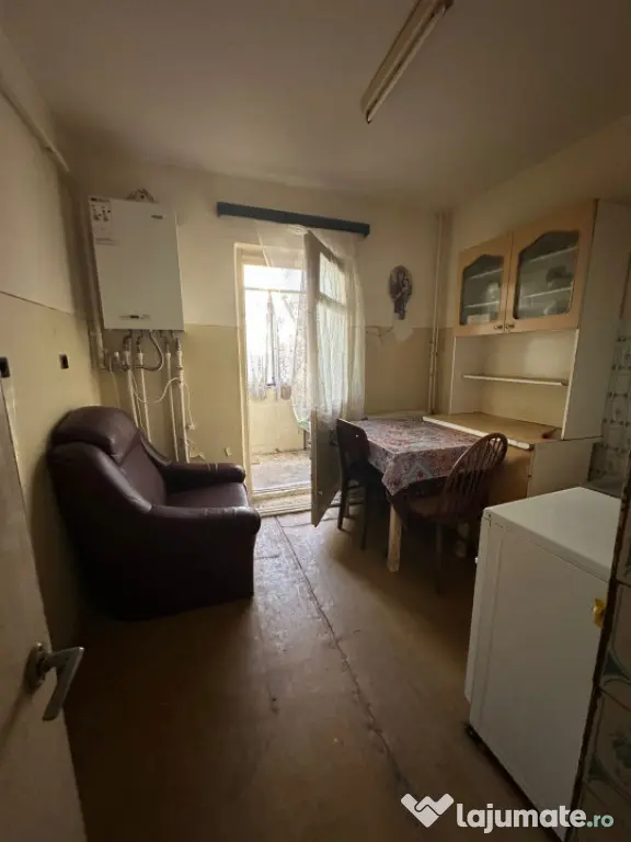 Apartament 2 camere decomandat, zona Independentei, etaj 2