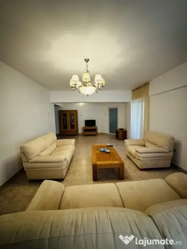 Închiriez apartament 3 camere Faleza Nord, 700 EURO Negociabil
