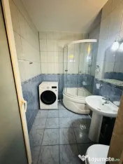 Închiriez apartament 3 camere Faleza Nord, 700 EURO Negociabil 