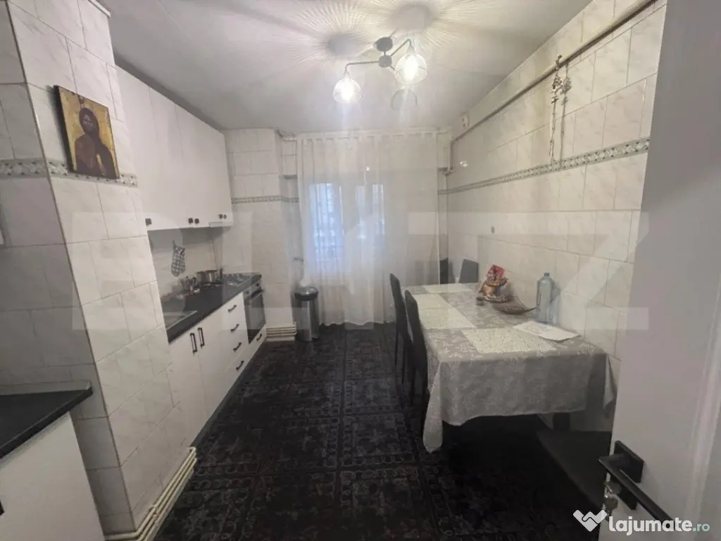 Apartament cu 3 camere, 100 mp, deco, Calea Bucuresti-Univer