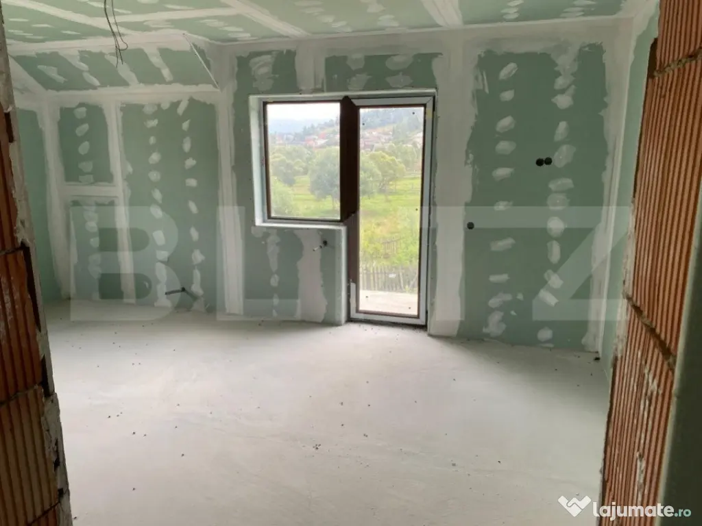 Casă parțial finisată - Vatra Dornei