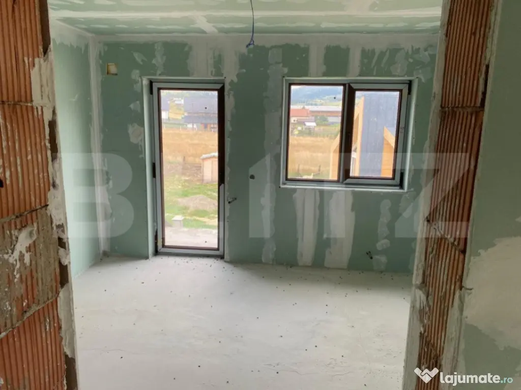 Casă parțial finisată - Vatra Dornei