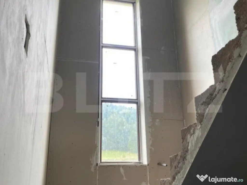 Casă parțial finisată - Vatra Dornei