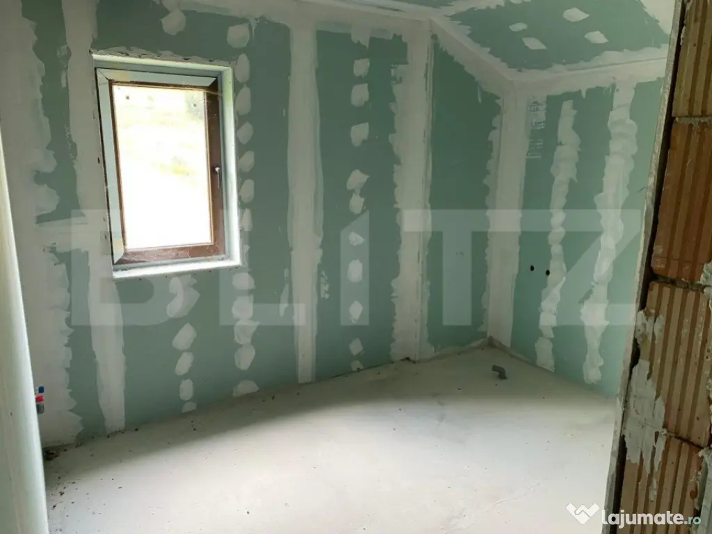 Casă parțial finisată - Vatra Dornei