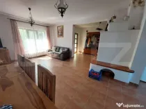 Casa individuala, 240 mp cu teren 1200mp, Dezmir, zona Plano