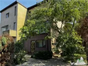 Duplex complet mobilat modern cu terasa si curte generoasa 