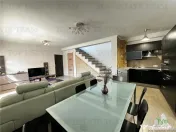 Duplex complet mobilat modern cu terasa si curte generoasa 