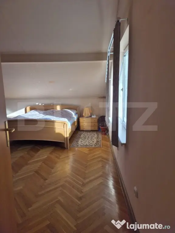 Casa de vanzare - 218 mp utili si 470 mp teren - Bardesti
